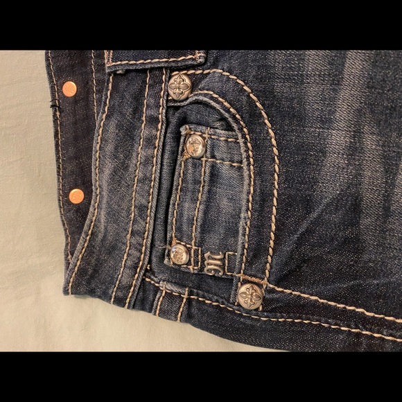 🤩NWT Miss Me Skinny Straight-Rise Jeans🤩 - Picture 6 of 7